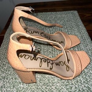 Sam Edelman Peach/Coral Textured Block Heels